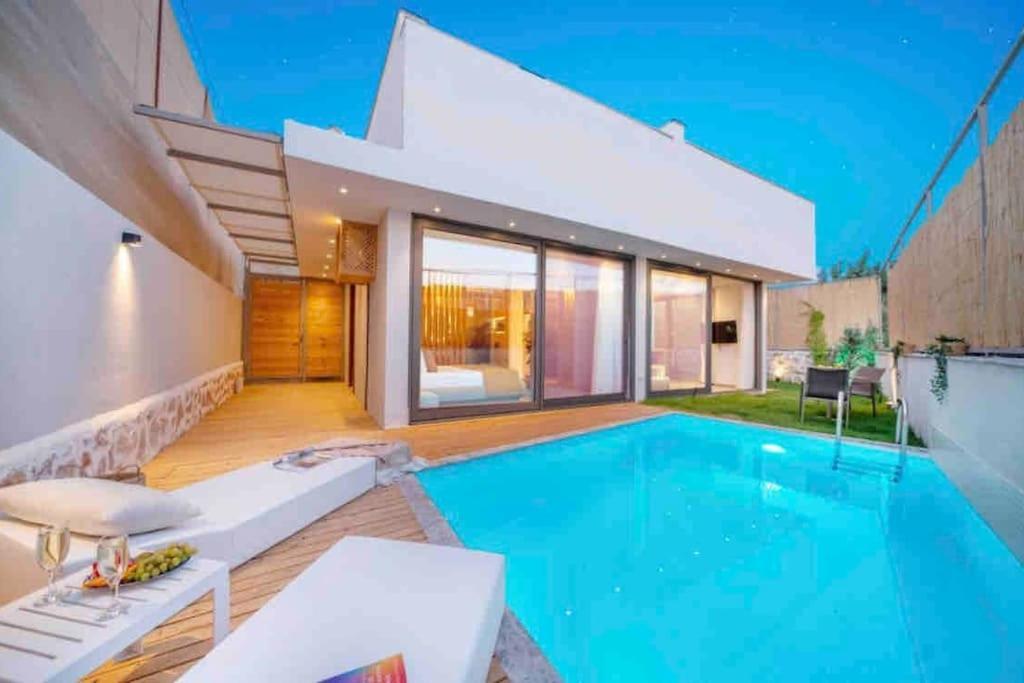 Villa Hira In Kalkan Каш Екстериор снимка